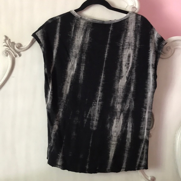 Unconditional London shirt! - Picture 2 of 5